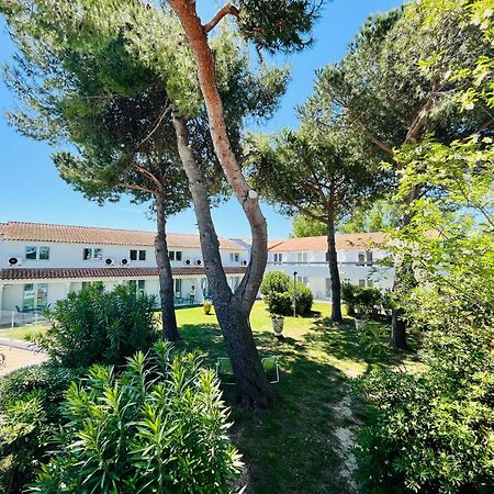 Artemia Aigues-Mortes - Hotel Avec Piscine Eksteriør bilde