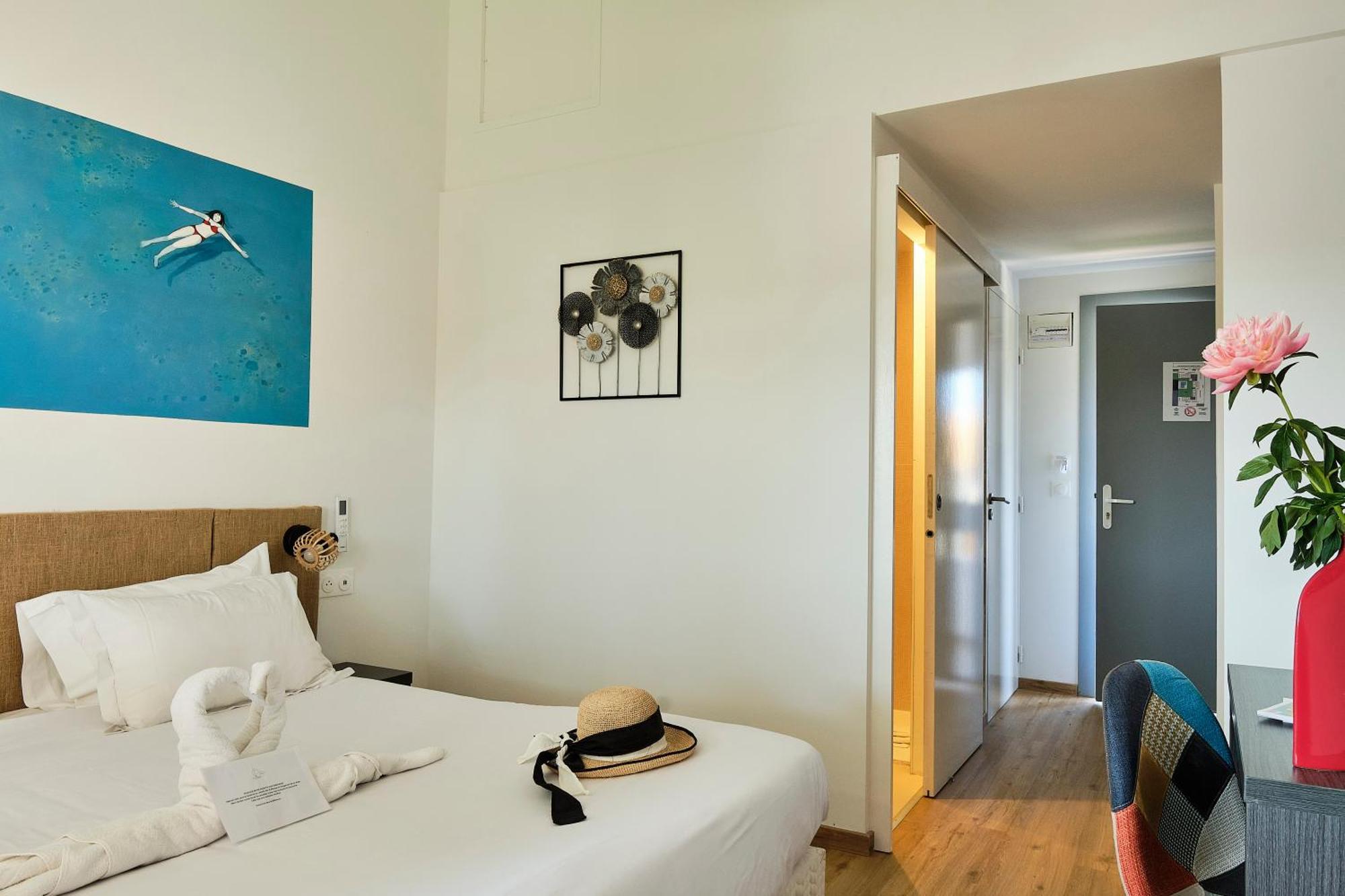 Artemia Aigues-Mortes - Hotel Avec Piscine Eksteriør bilde