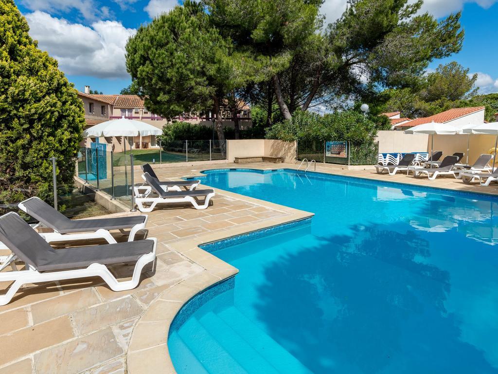 Artemia Aigues-Mortes - Hotel Avec Piscine Eksteriør bilde