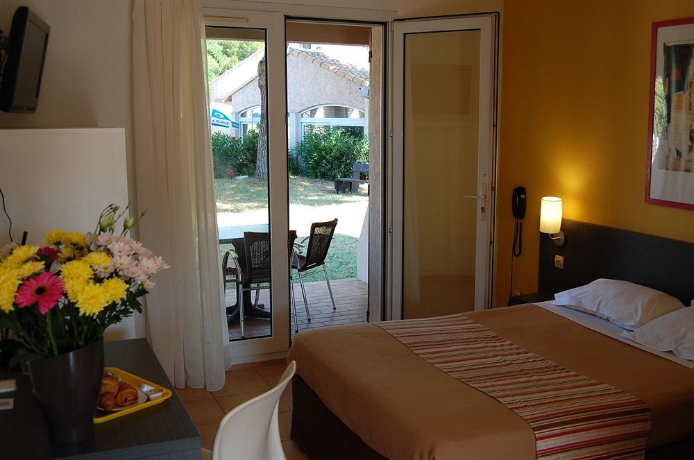 Artemia Aigues-Mortes - Hotel Avec Piscine Eksteriør bilde